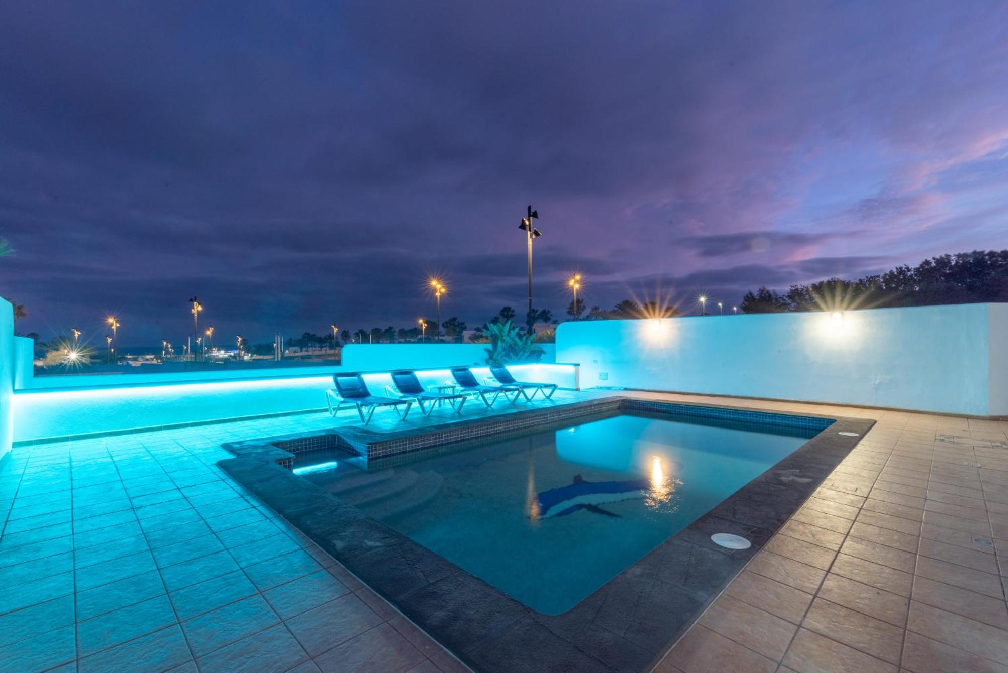 Villa Michelle - Lh114 By Villas Now Ltd Playa Blanca  Exterior photo
