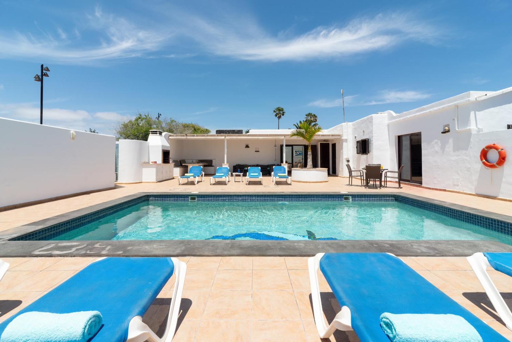 Villa Michelle - Lh114 By Villas Now Ltd Playa Blanca  Exterior photo