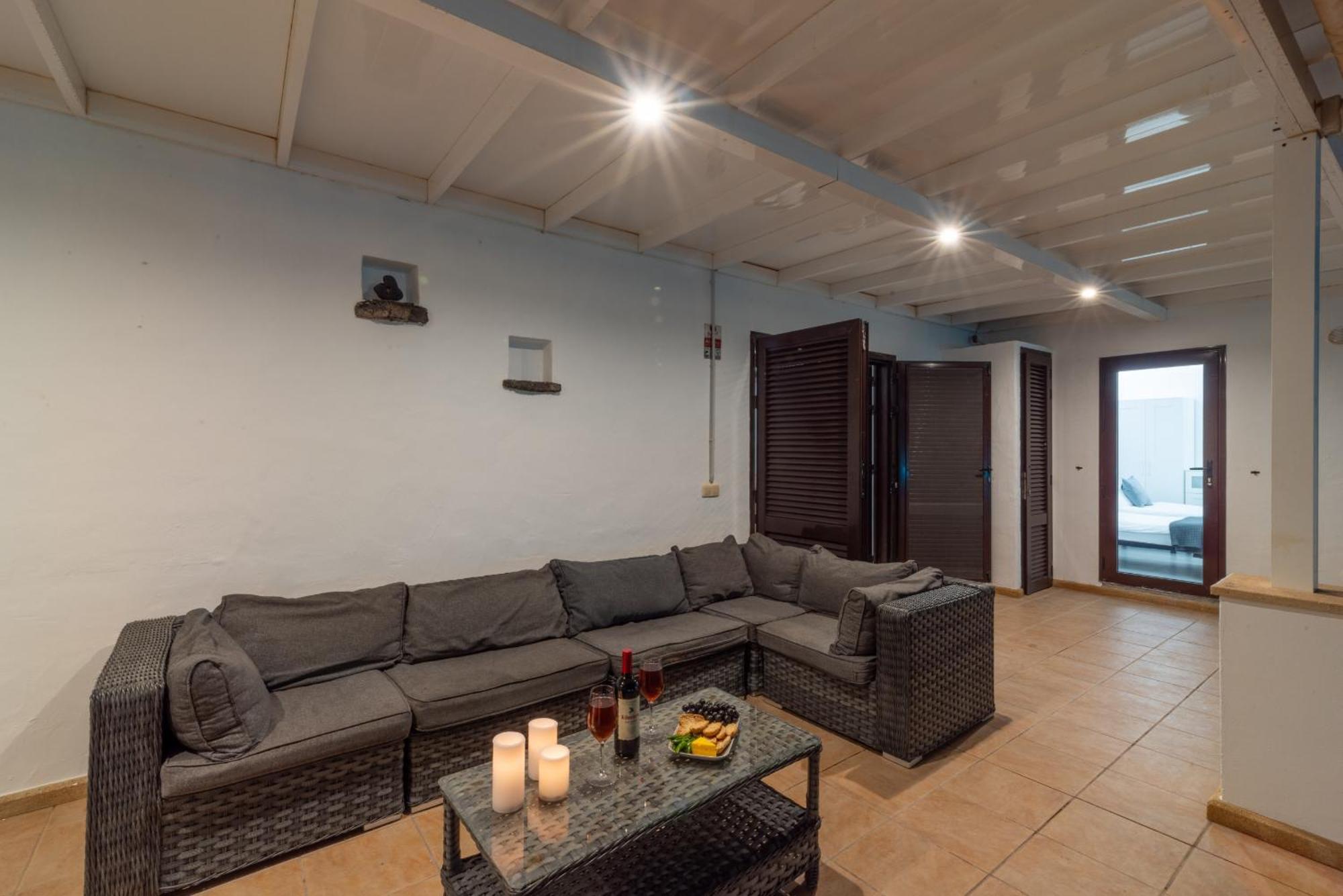 Villa Michelle - Lh114 By Villas Now Ltd Playa Blanca  Exterior photo