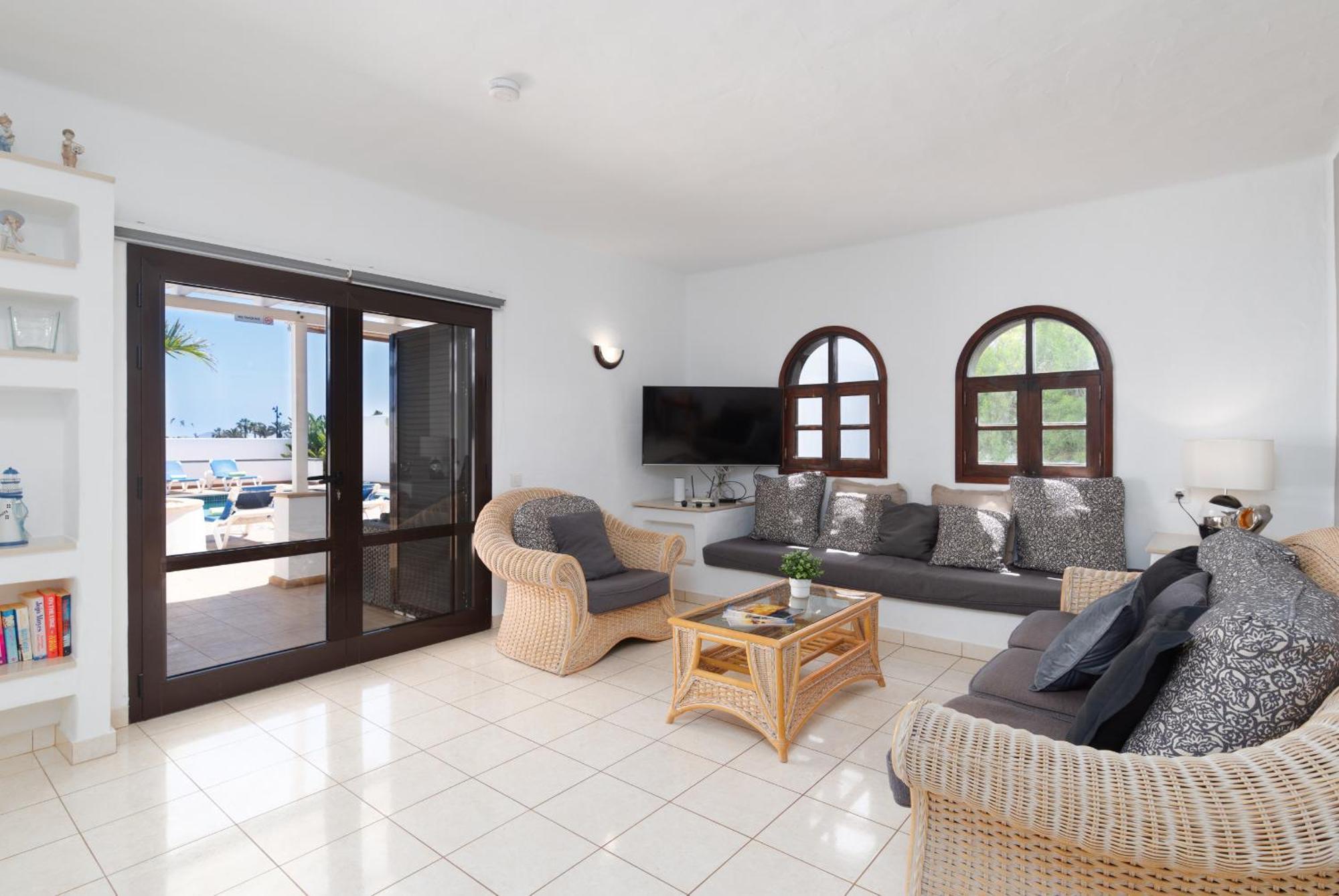 Villa Michelle - Lh114 By Villas Now Ltd Playa Blanca  Exterior photo