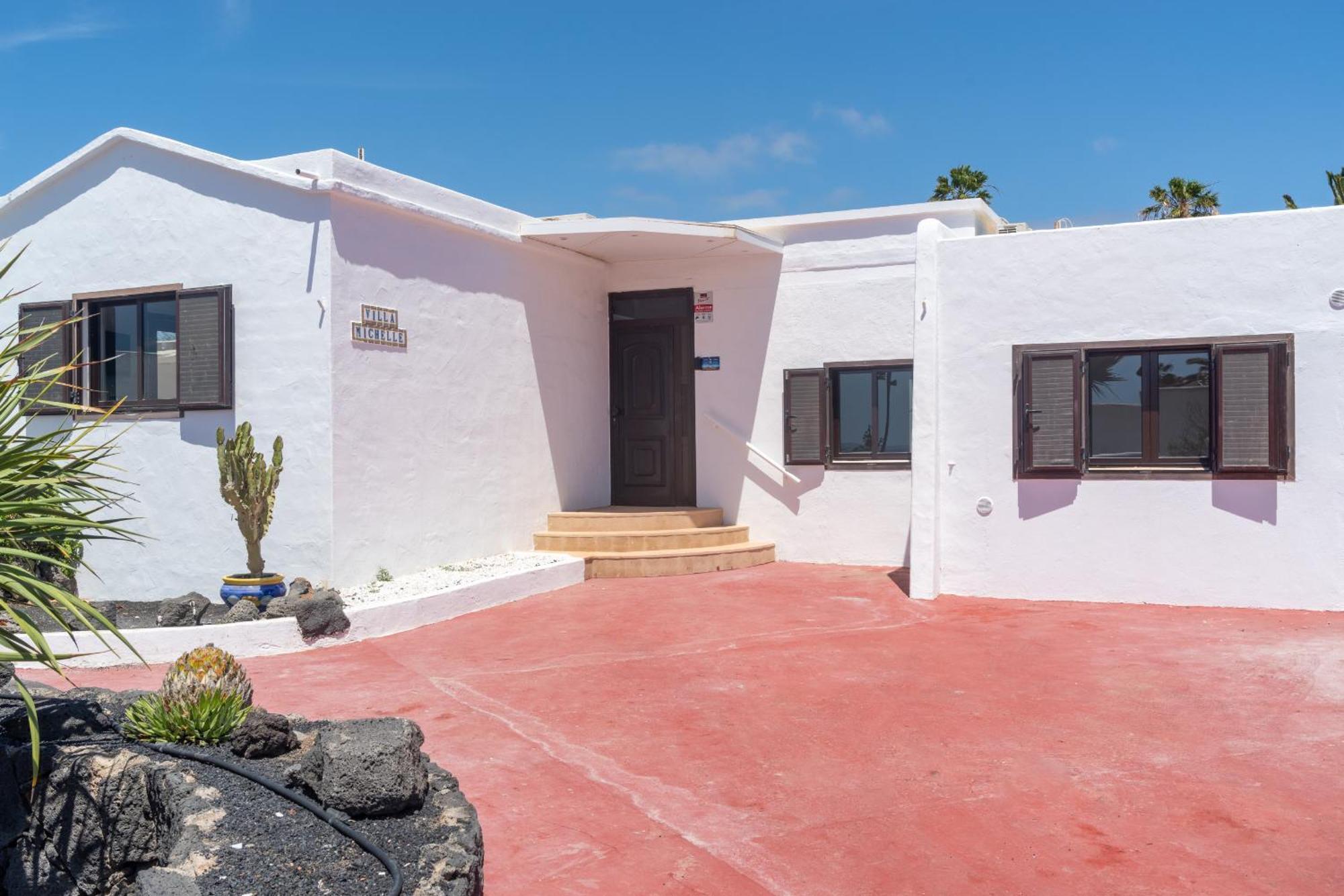 Villa Michelle - Lh114 By Villas Now Ltd Playa Blanca  Exterior photo